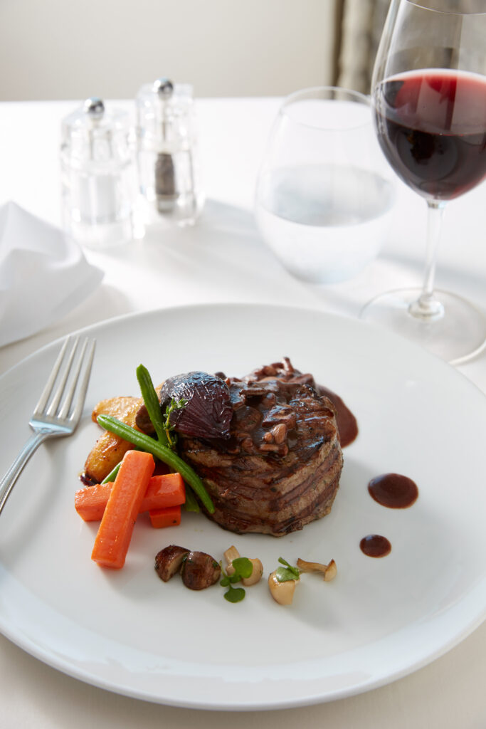 CEL_Main_Dining_Room_Beef_Filet_Tornadoes