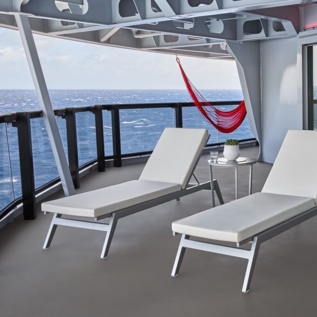 Cheeky Corner Suite Biggest Terrace exterior.