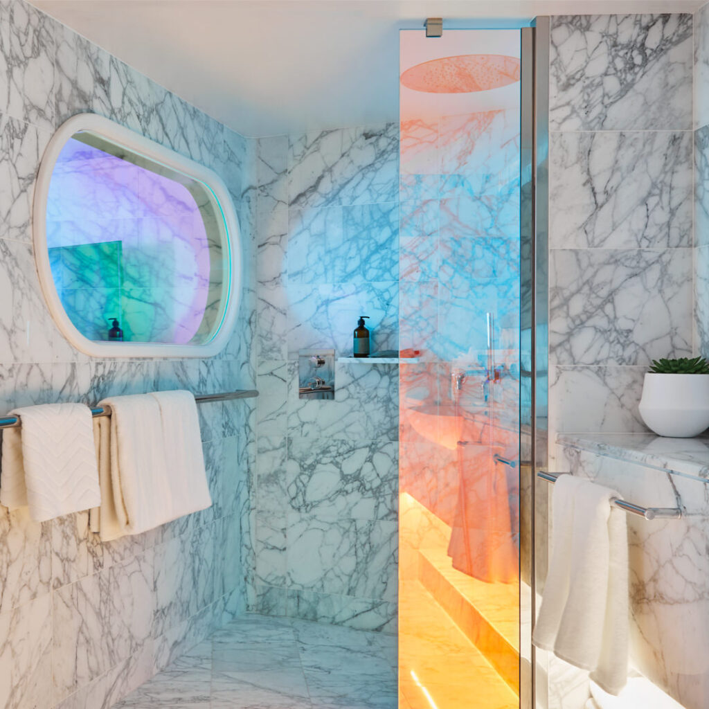 Massive Suite bathroom