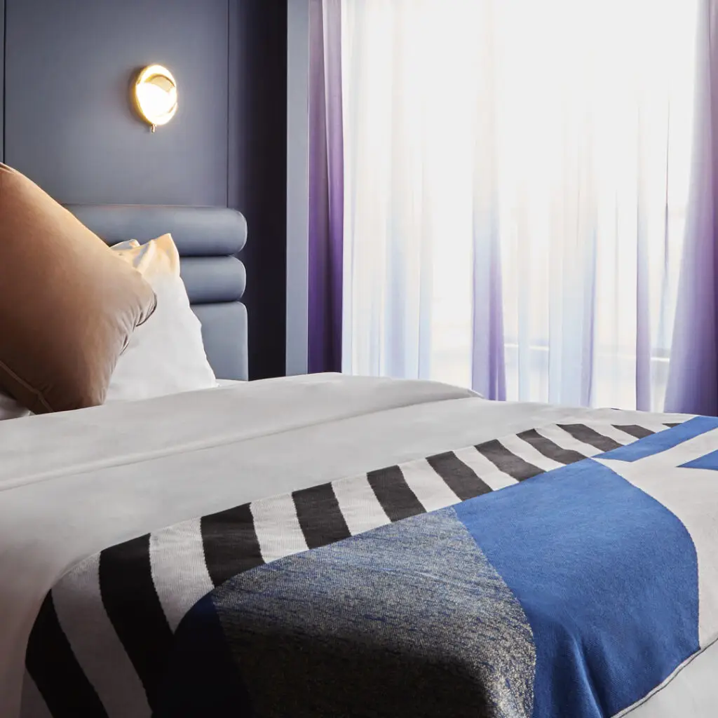 Fab Suite
Fab Suite bedroom