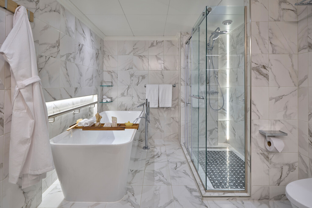 Medium RGB-LEX-Ship NG Islander II Cabin - Cat IS - 00018