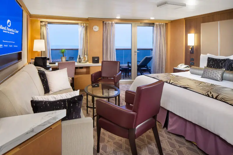 Neptune Suite Aft Cat. SB - Bedroom - Room #6166 Aft Portside
Zuiderdam - Holland America Line