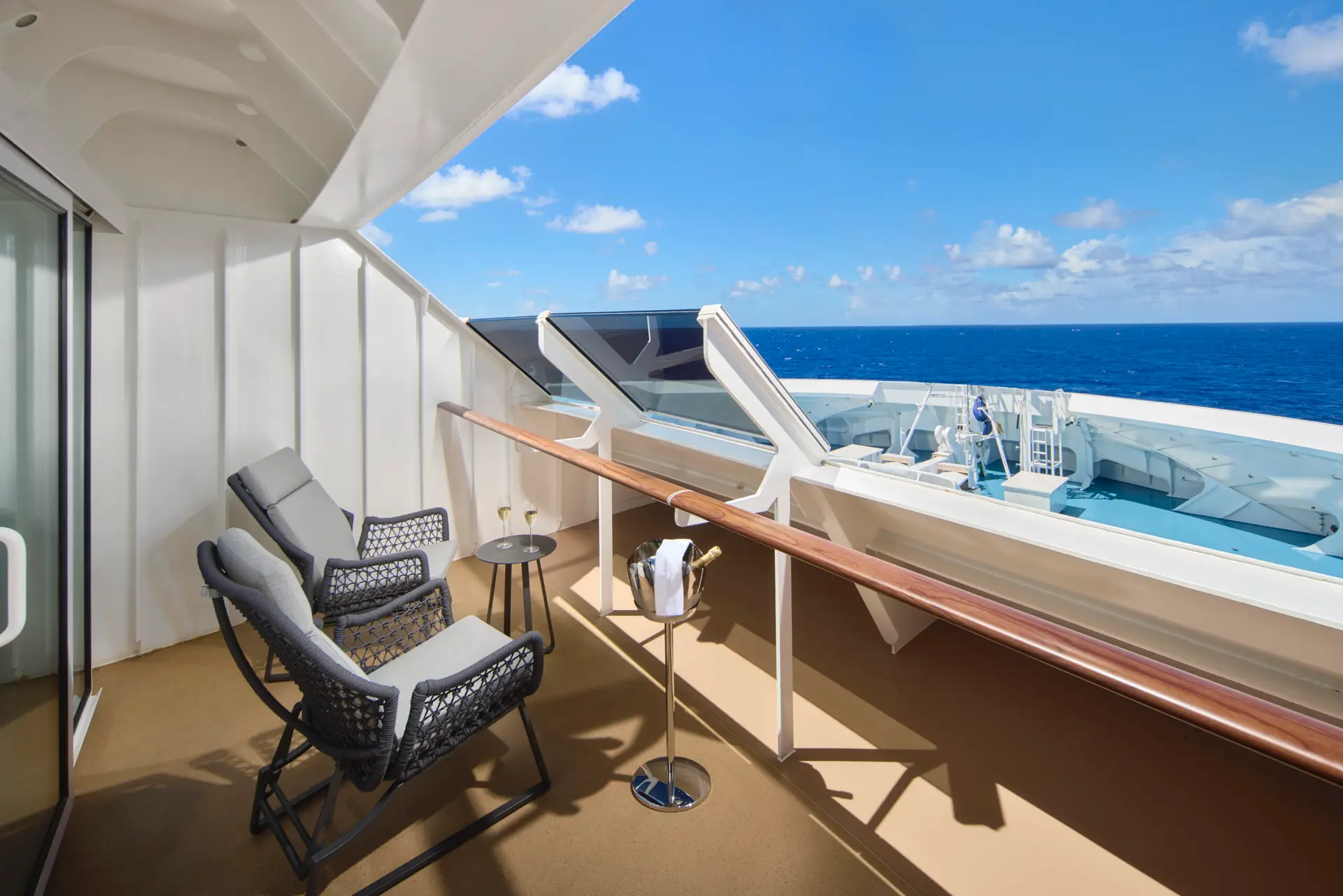 NCL_Prima_SL Family Suite_Balcony_9702