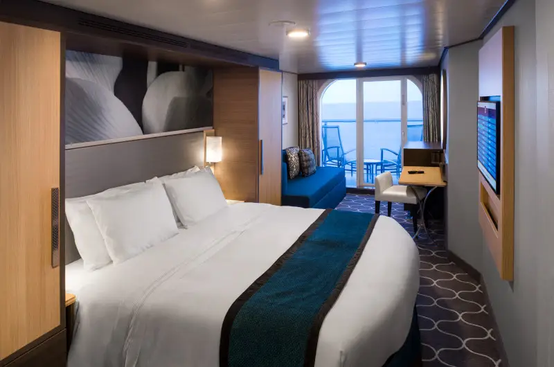 Superior Ocean View Stateroom w/Balcony Cat. D8 - Room #7614 Midship Starboard
Harmony of the Seas - Royal Caribbean International