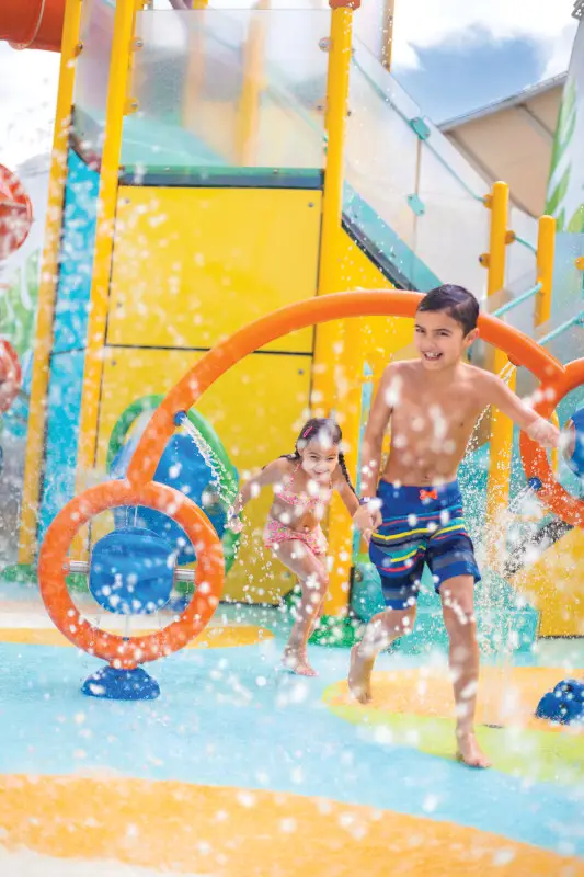 RCI_OA_122019_CC_YouthFam_NMorely_Splashaway_Bay_209_RET_CMYK