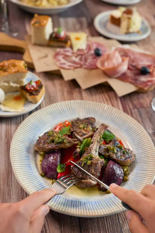 RCI_SY_092022_CC_AHendel_D6C2_JAMIES_E43A6896