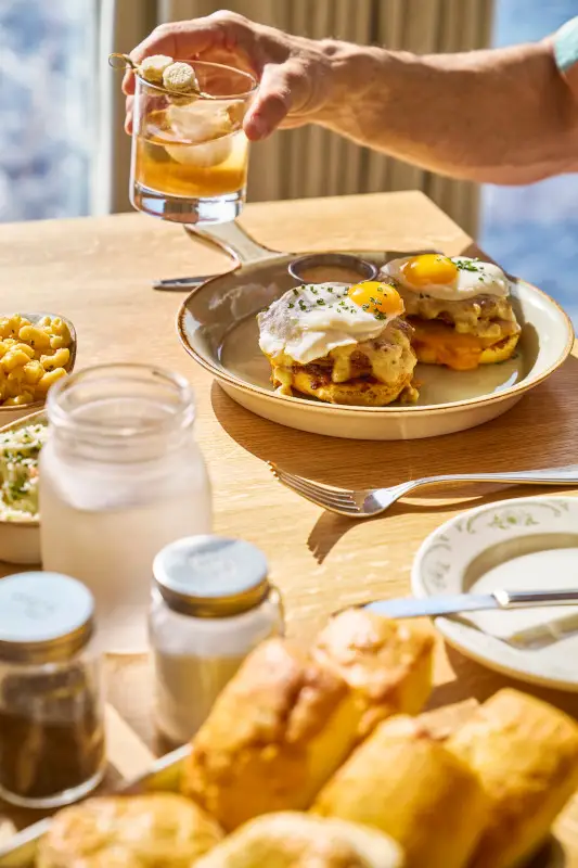 RCI_WN_042022_Brand_RiverJordan_MasonJar_BreakfastBiscuits_Apr9_CAM_A2615