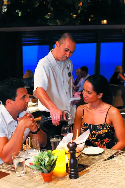 ncl_Epic_LaCucina_Couple